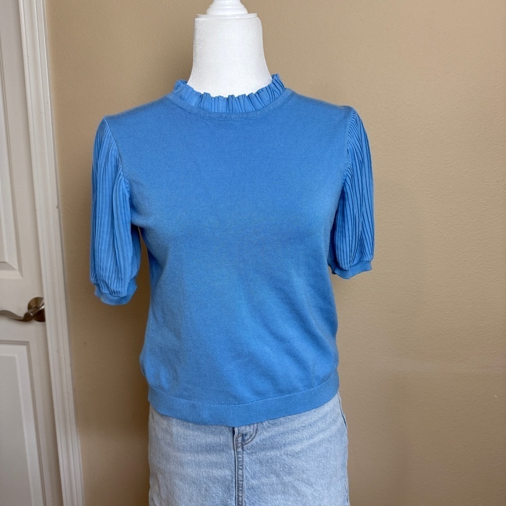 Adrianna Papell Blue Short Sleeved Sweater- Small